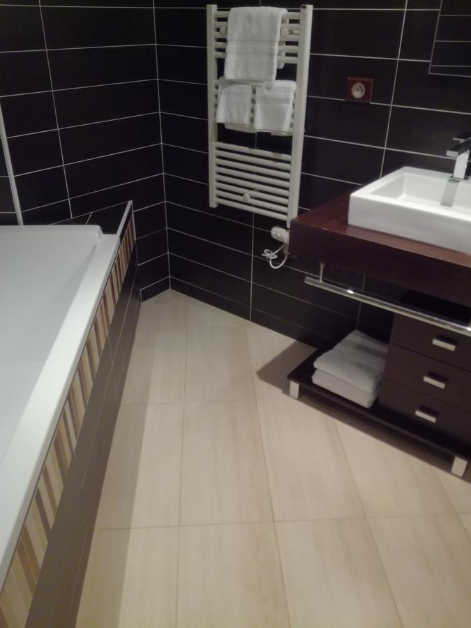 Hotel Logis Le Moulin De Chalons